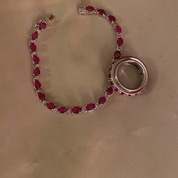 Ruby Bracket - Picture 7 of 9